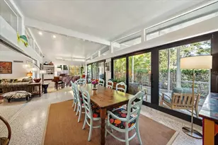 2715 Valencia Dr, Sarasota, FL 34239 - Photo 14