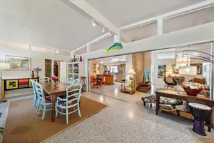 2715 Valencia Dr, Sarasota, FL 34239 - Photo 16