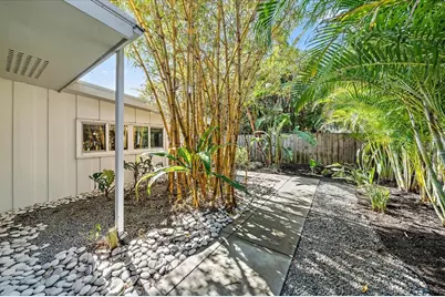2715 Valencia Drive, Sarasota, FL 34239 - Photo 34