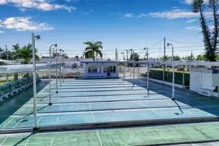 10315 Cortez Road W, Bradenton, FL 34210 - Photo 32