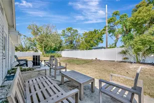 6426 Colonial Dr, Sarasota, FL 34231 - Photo 30