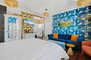 210 N 17th St W, Bradenton, FL 34205 - Photo 6