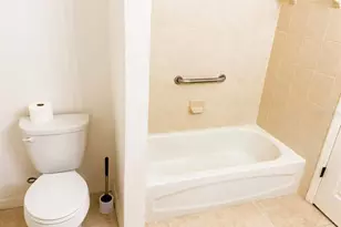 1802 Triano Cir, Venice, FL 34292 - Photo 14