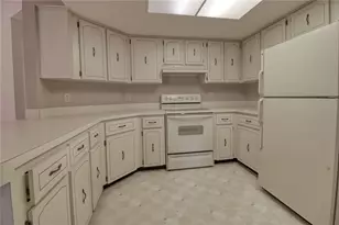 7328 Flyway Dr, Spring Hill, FL 34607 - Photo 12