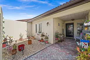 3709 Miguel Way, Sarasota, FL 34232 - Photo 2