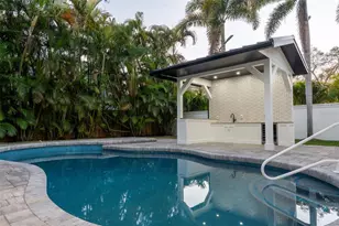 1834 Bougainvillea St, Sarasota, FL 34239 - Photo 30