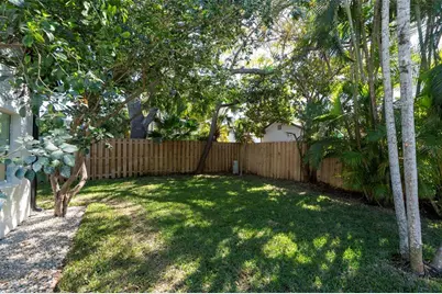 1834 Bougainvillea Street, Sarasota, FL 34239 - Photo 32