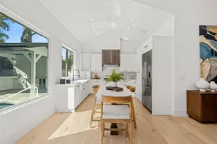 1834 Bougainvillea St, Sarasota, FL 34239 - Photo 6