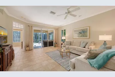 4906 Lakescene Place, Sarasota, FL 34243 - Photo 8