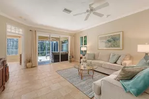 4906 Lakescene Pl, Sarasota, FL 34243 - Photo 8