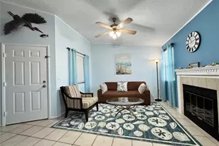 3821 59th Ave W, Bradenton, FL 34210 - Photo 4