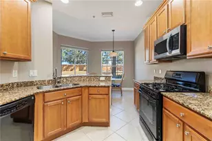 8239 Miramar Way, Lakewood Ranch, FL 34202 - Photo 12