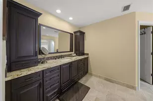 1634 N Lodge Dr, Sarasota, FL 34239 - Photo 24