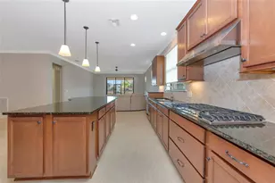 6944 Gosport Cv, Bradenton, FL 34202 - Photo 8