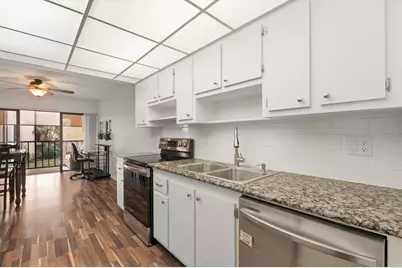 305 30th Avenue W #A208, Bradenton, FL 34205 - Photo 18