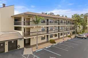 305 30th Ave W, Bradenton, FL 34205 - Photo 2