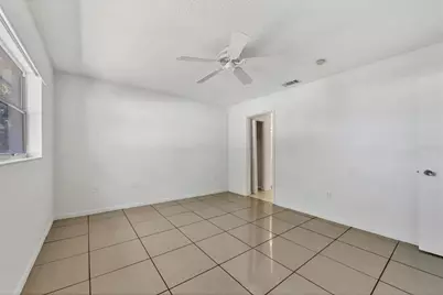 5503 Fountain Lake Circle #A204, Bradenton, FL 34207 - Photo 16
