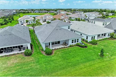 17725 Roost Place, Lakewood Ranch, FL 34211 - Photo 58