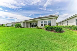 17725 Roost Pl, Lakewood Ranch, FL 34211 - Photo 56