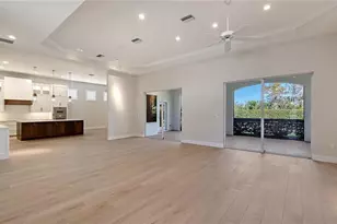 2482 Dick Wilson Dr, Sarasota, FL 34240 - Photo 8