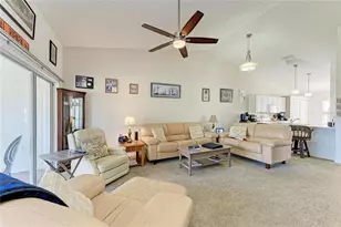 4202 Caddie Dr E, Bradenton, FL 34203 - Photo 10