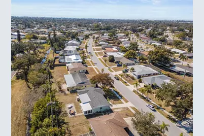 6725 Roxbury Drive, Sarasota, FL 34231 - Photo 24