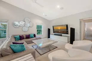 6948 Stetson St Cir, Sarasota, FL 34243 - Photo 14