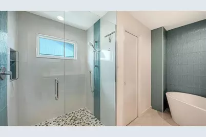 6948 Stetson Street Circle, Sarasota, FL 34243 - Photo 28