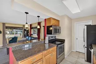 4946 Brookmeade Dr, Sarasota, FL 34232 - Photo 12