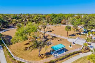 10253 Canaveral Cir, Sarasota, FL 34241 - Photo 76