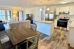 3364 Ramblewood Way, Sarasota, FL 34237 - Photo 10