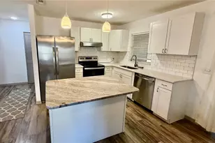 3364 Ramblewood Way, Sarasota, FL 34237 - Photo 12