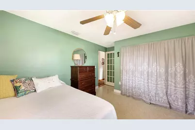 5343 Barbarossa Avenue, Sarasota, FL 34235 - Photo 18