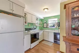 5343 Barbarossa Ave, Sarasota, FL 34235 - Photo 10