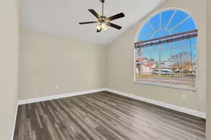 3703 43rd Ave W, Bradenton, FL 34205 - Photo 16