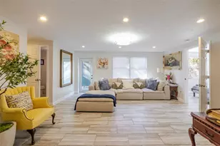 4925 Remington Dr, Sarasota, FL 34234 - Photo 10