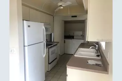 2125 Pueblo Circle #V-7, Sarasota, FL 34231 - Photo 4