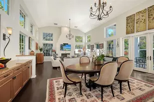 1729 Cherokee Dr, Sarasota, FL 34239 - Photo 14