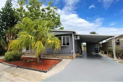 716 49th Avenue W, Bradenton, FL 34207 - Photo 2