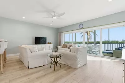 9211 Midnight Pass Road #6, Sarasota, FL 34242 - Photo 4