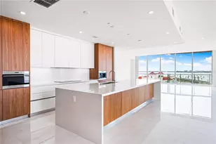 111 Golden Gate Point, Sarasota, FL 34236 - Photo 14