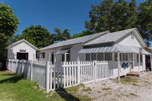 4416 123rd St Ct W, Cortez, FL 34215 - Photo 2