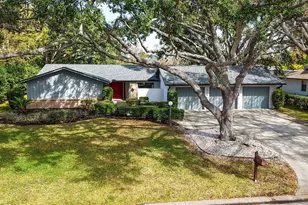 5331 Dominica Cir, Sarasota, FL 34233 - Photo 1