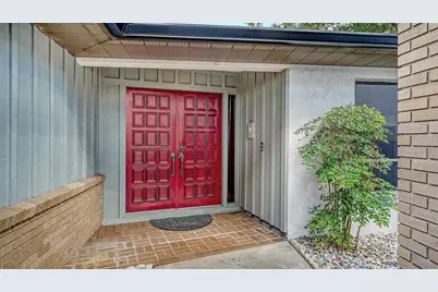 5331 Dominica Circle, Sarasota, FL 34233 - Photo 6