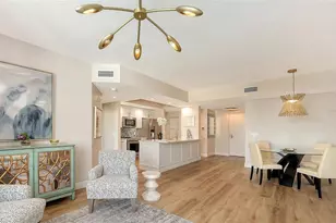 800 N Tamiami Trl, Sarasota, FL 34236 - Photo 10