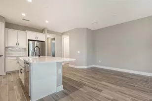 12705 Palatka Dr, Venice, FL 34293 - Photo 10