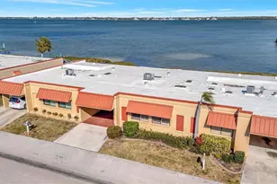 3893 Catalina Dr, Bradenton, FL 34210 - Photo 2