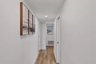 270 Gladiolus St, Anna Maria, FL 34216 - Photo 28