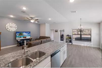 9320 46th Court E, Parrish, FL 34219 - Photo 16