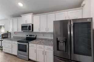 9320 46th Ct E, Parrish, FL 34219 - Photo 14